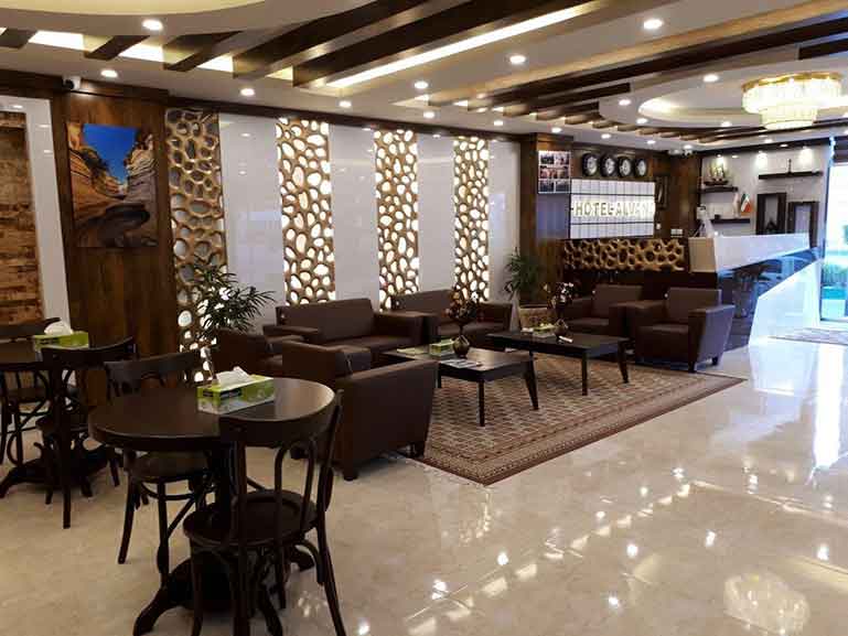 آشنایی با امکانات هتل الوند درگهان